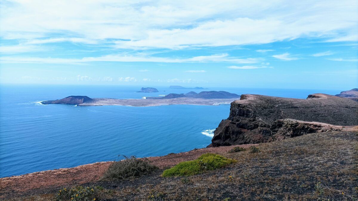 Vistas de la Graciosa desde el Mirador La Caldera
